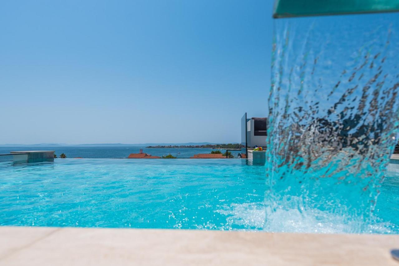 Grandpalazzo Apartments Vir Ngoại thất bức ảnh
