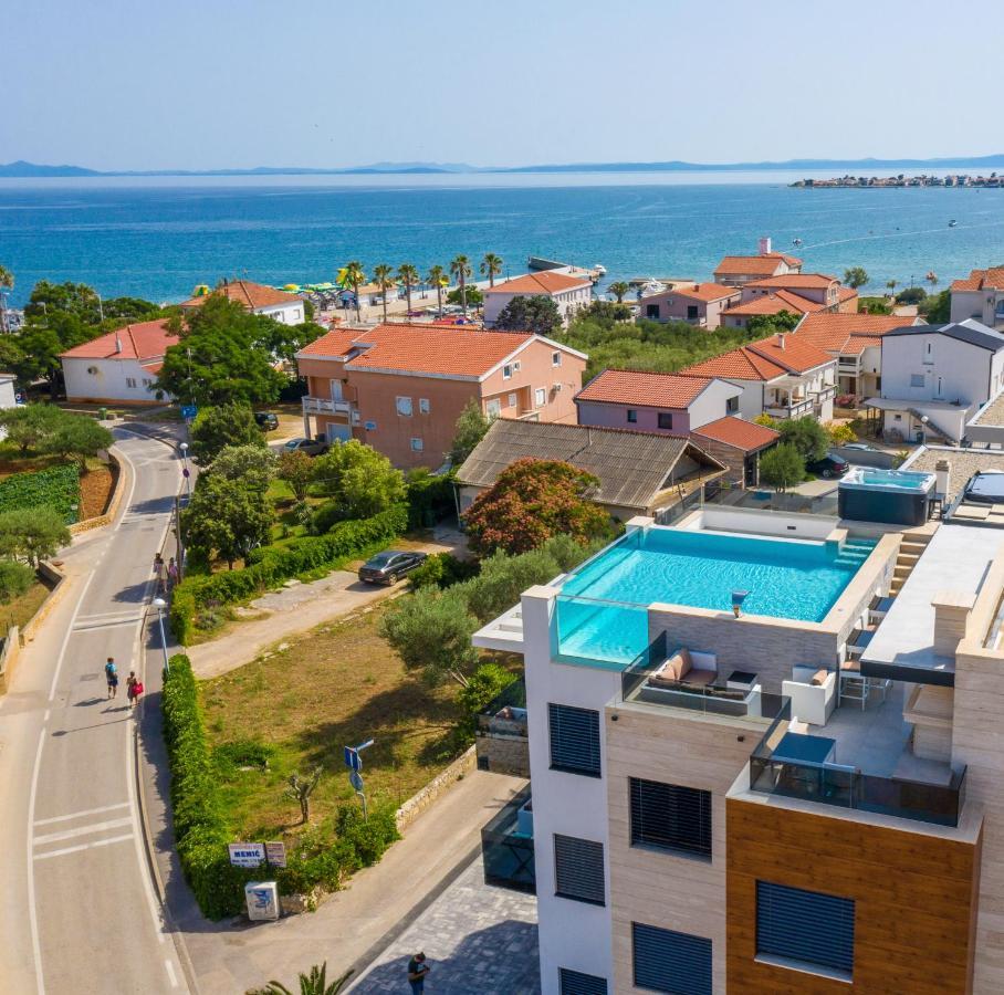 Grandpalazzo Apartments Vir Ngoại thất bức ảnh