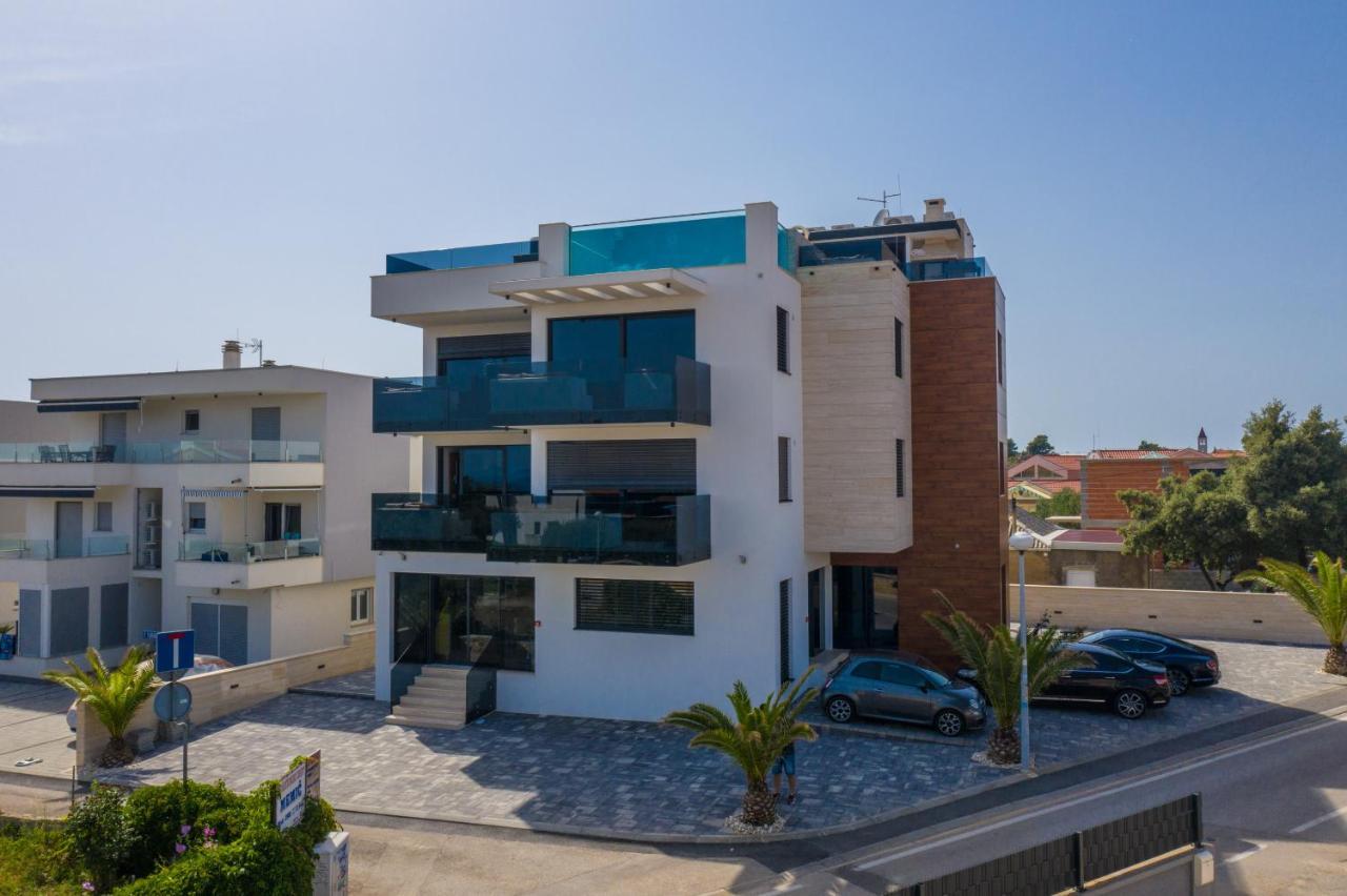 Grandpalazzo Apartments Vir Ngoại thất bức ảnh