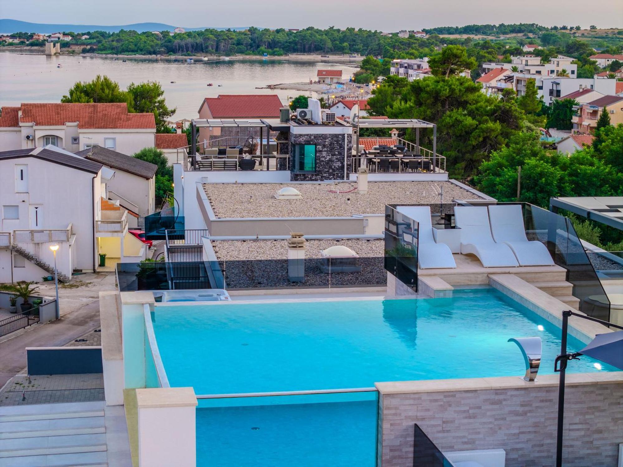Grandpalazzo Apartments Vir Ngoại thất bức ảnh